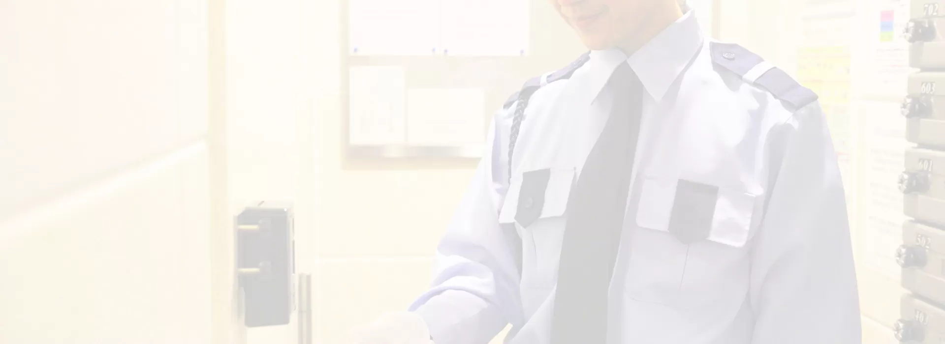 名古屋市内の役所や施設などの警備スタッフを求人中！