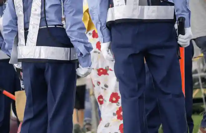 高い技術を持つプロ集団として責任を持って業務に取り組みます